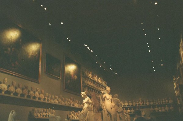 Comment les entreprises innovent dans la gestion durable des déchets plastiques.